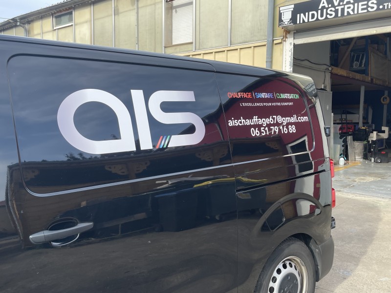 Conception graphique et marquage de véhicules professionnels sur Strasbourg