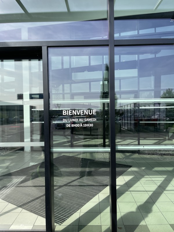 Vitrophanie sur les entrées du Super U Bernolsheim proche Haguenau