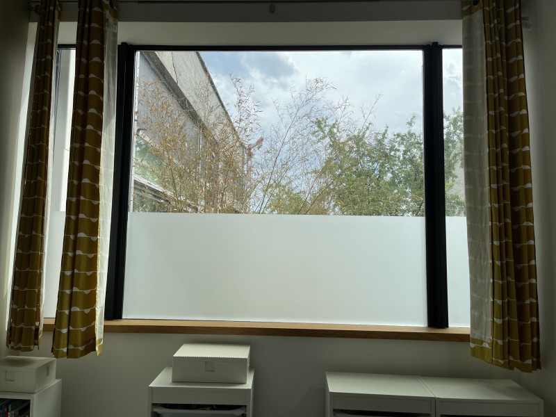 Pose d’adhésif dépoli dans un appartement à Schiltigheim proche Strasbourg