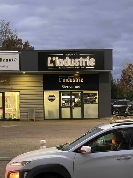 Enseigne lumineuse rétro-éclairée