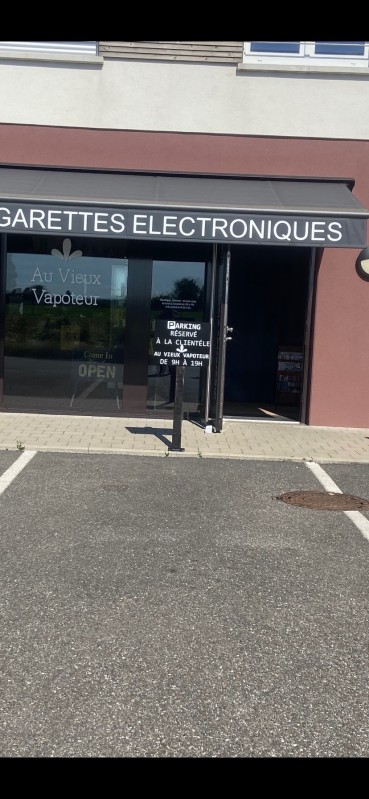 Réalisation de panneaux signalétique pour le stationnement des voitures pour le vieux vapoteur de Hoerdt proche de Strasbourg