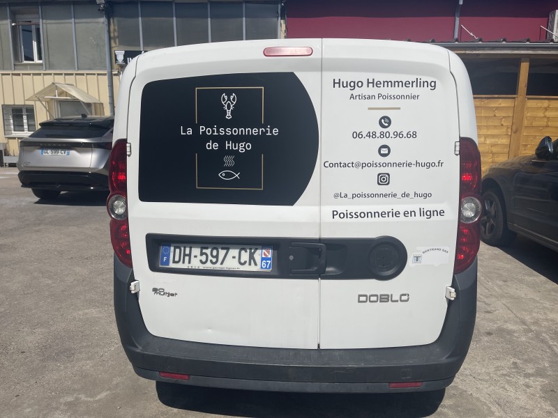 Flocage d'un véhicule frigorifique pour un Traiteur poissonnier situé à Entzheim proche de Strasbourg.