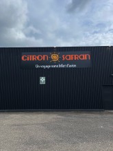 Notre zone d'activité pour ce service Marquage de vitrines pour commerces et bureaux avec lettrage adhésif